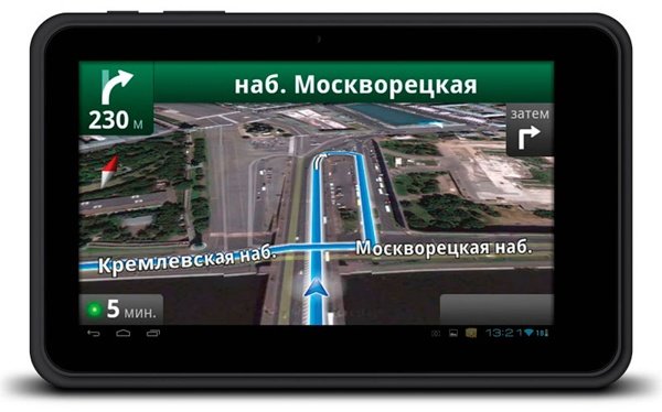 GPS-навигатор с видеорегистратором или антирадаром в одном: какой прибор лучше?