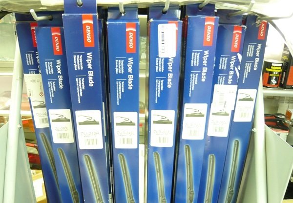 Характеристика щеток стеклоочистителя Denso: описание, ассортимент и отзывы Характеристика щеток стеклоочистителя Denso: описание, ассортимент и отзывы