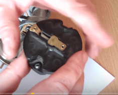 Характеристика трамблера на ВАЗ 2107, самостоятельный ремонт детали Характеристика трамблера на ВАЗ 2107, самостоятельный ремонт детали