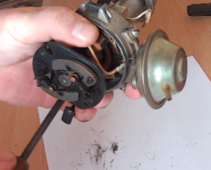 Характеристика трамблера на ВАЗ 2107, самостоятельный ремонт детали Характеристика трамблера на ВАЗ 2107, самостоятельный ремонт детали