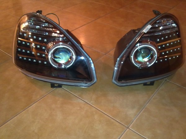 Инструкция по замене фар и регулировке их света на автомобиле Lada Priora