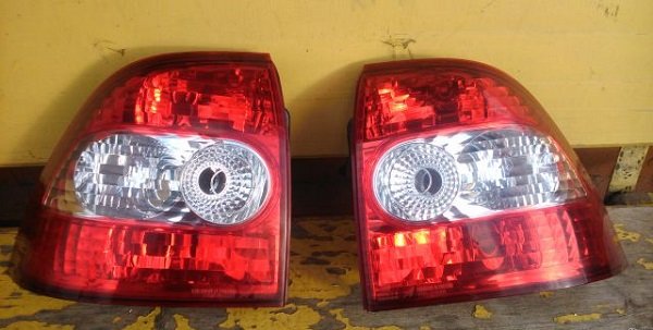 Инструкция по замене фар и регулировке их света на автомобиле Lada Priora