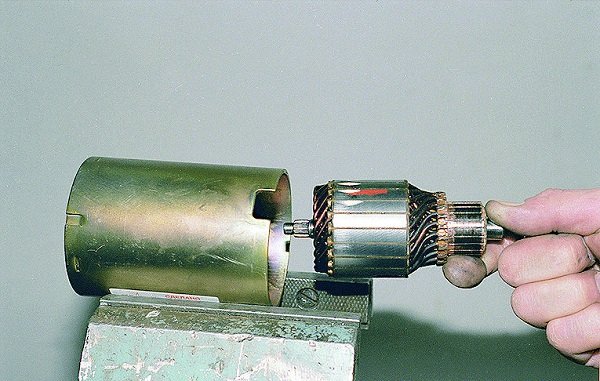 Ремонт стартера автомобиля ВАЗ 2109 своими руками: рекомендации и видео Ремонт стартера автомобиля ВАЗ 2109 своими руками: рекомендации и видео