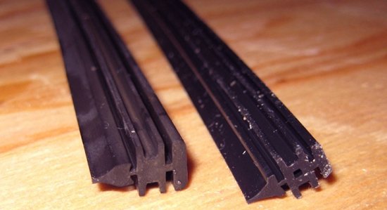 Описание щеток стеклоочистителя на Ford Focus 2, инструкция по замене своими руками Описание щеток стеклоочистителя на Ford Focus 2, инструкция по замене своими руками