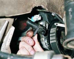 Инструкция, где находится, как проверить и заменить датчик коленвала ВАЗ 2110