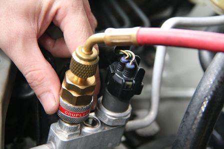 Какое давление в системе кондиционирования автомобиля, как его проверить? Какое давление в системе кондиционирования автомобиля, как его проверить?