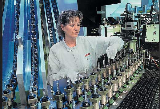 Техническая характеристика автоламп Osram (Осрам), подбор по автомобилю Техническая характеристика автоламп Osram (Осрам), подбор по автомобилю