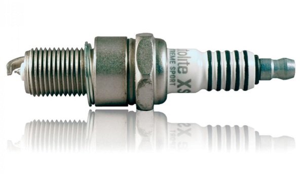 Подробная инструкция по замене свечей зажигания в автомобиле своими руками Подробная инструкция по замене свечей зажигания в автомобиле своими руками