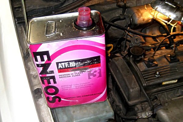 Какую жидкость заливать для гидроусилителя руля и как это делать правильно?