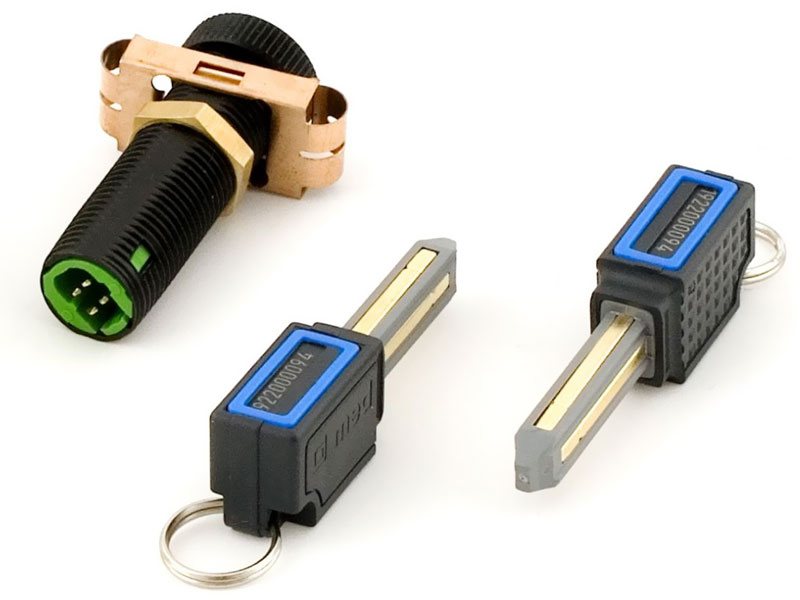 Что такое иммобилайзер, как он устроен и работает в машине, какие бывают виды?