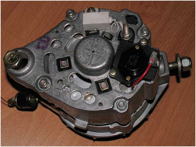 Все о ремонте генератора ВАЗ 2107: как проверить, снять и заменить агрегат? Все о ремонте генератора ВАЗ 2107: как проверить, снять и заменить агрегат?