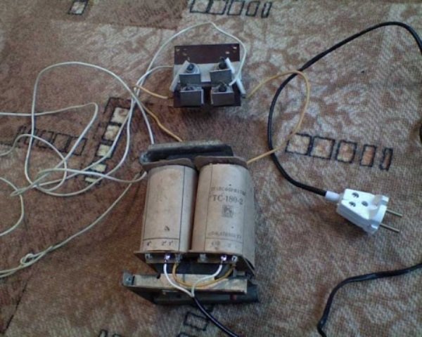 Изготовление зарядного устройства для автомобильного аккумулятора, схема