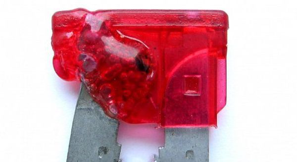 Подробное руководство по замене блока предохранителей Chevrolet Lanos