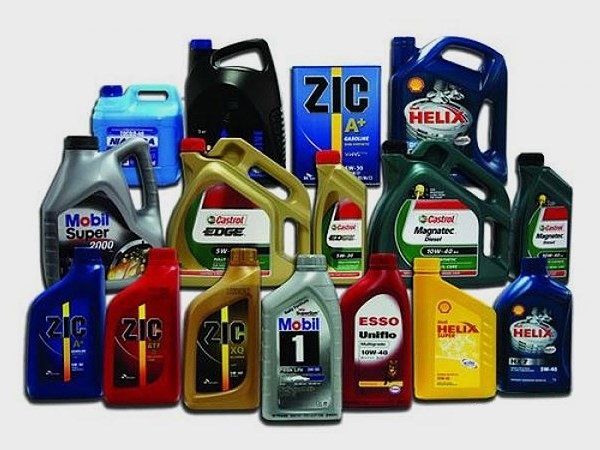 Можно ли и нужно ли смешивать моторные масла разных производителей?