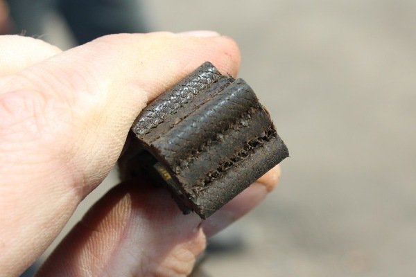 Подробная инструкция по квалифицированной замене ремня ГРМ на Renault Logan