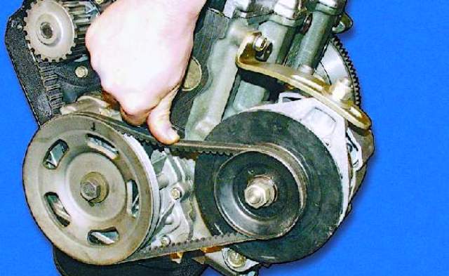 Практическое руководство по замене ремня генератора, признаки его износа