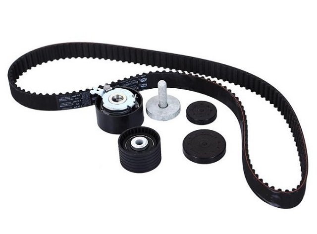 Подробная инструкция по квалифицированной замене ремня ГРМ на ВАЗ 2109 Подробная инструкция по квалифицированной замене ремня ГРМ на ВАЗ 2109