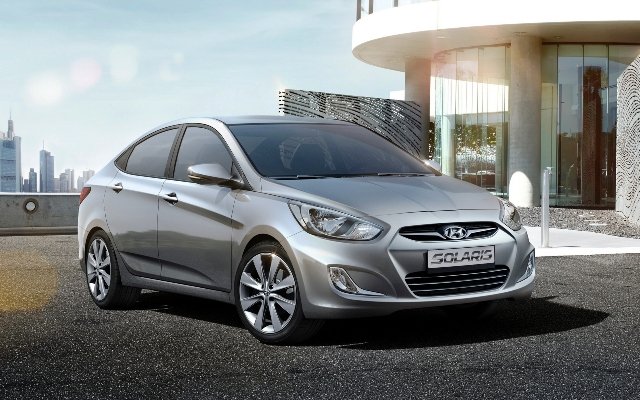 Инструкция по замене воздушного фильтра на автомобиле Hyundai Solaris