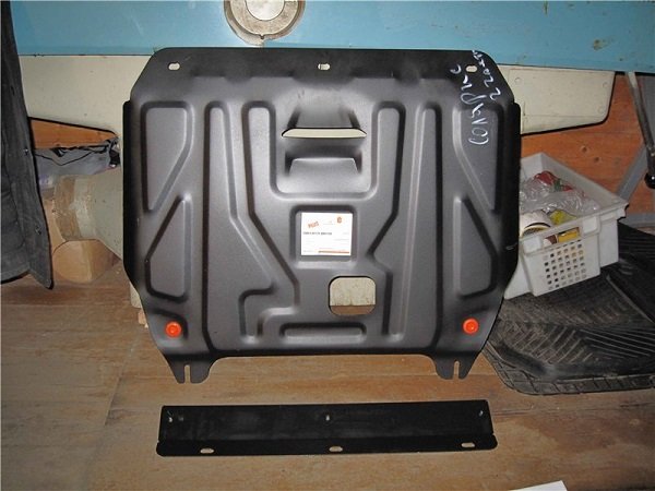 Устанавливаем самостоятельно защиту картера Kia Rio 2015: инструкции с фото