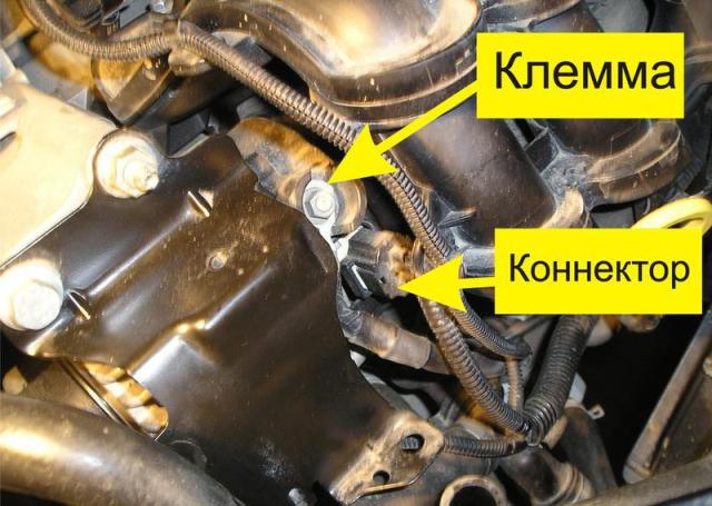 Замена ремня ГРМ Ford Focus 2 своими руками (видео): инструкции с фото