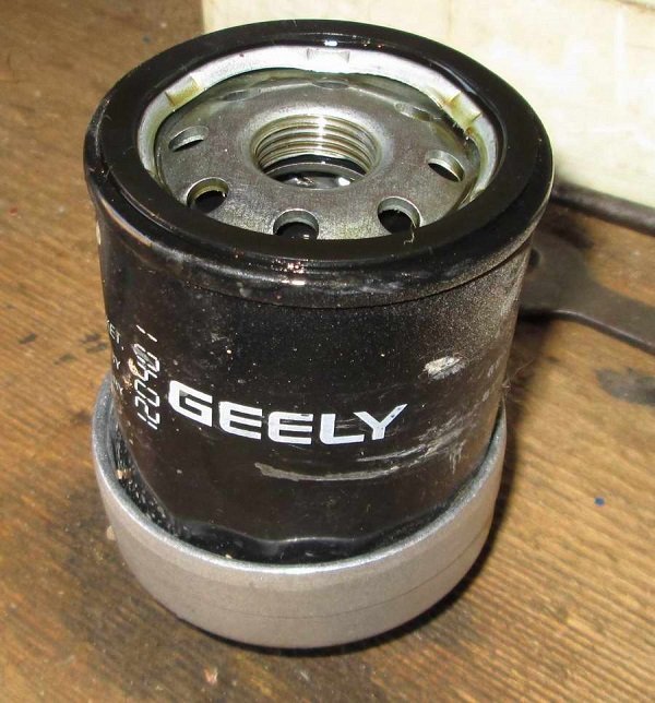 Особенности масляного фильтра Geely MK: инструкции по замене и фото