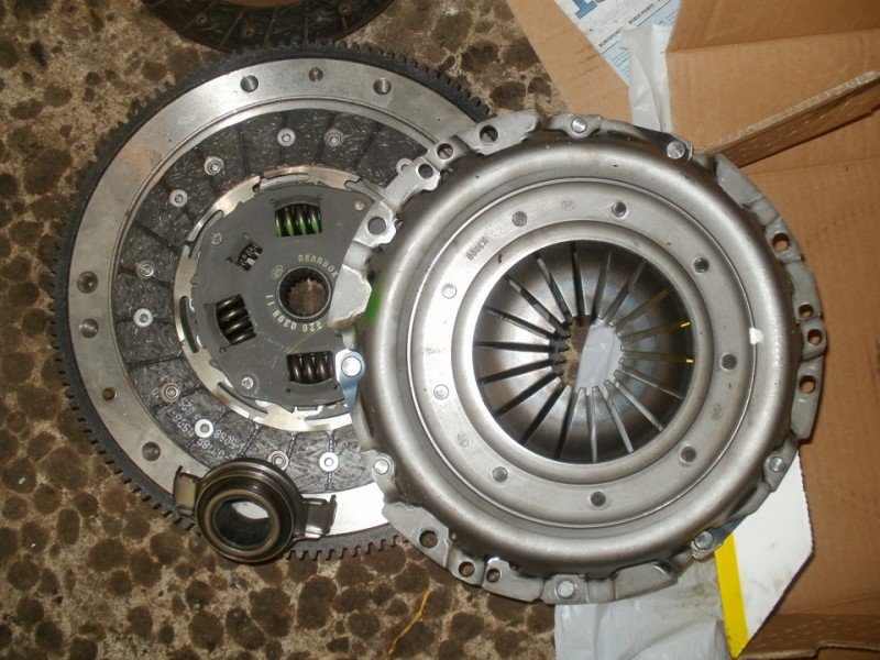 О сцеплении и его замене на автомобиле ВАЗ 2110: пошаговая инструкция