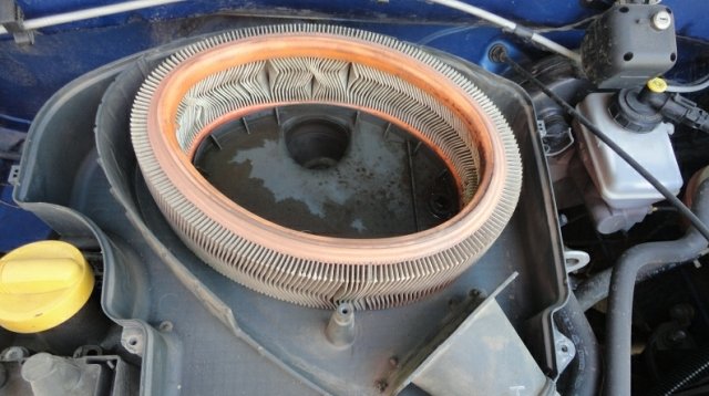 Как поменять воздушный фильтр на Renault Logan: пошаговая инструкция