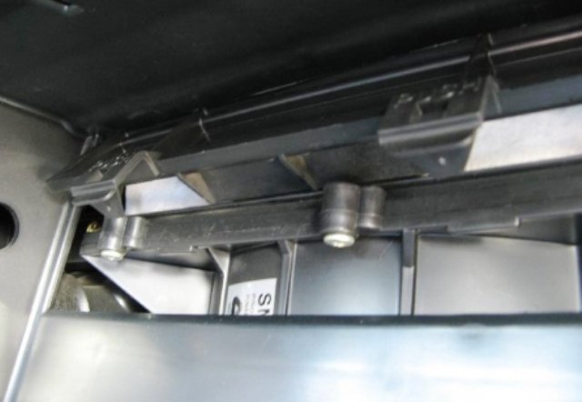 Процесс замены салонного фильтра в Nissan Almera Classic: фото и видео