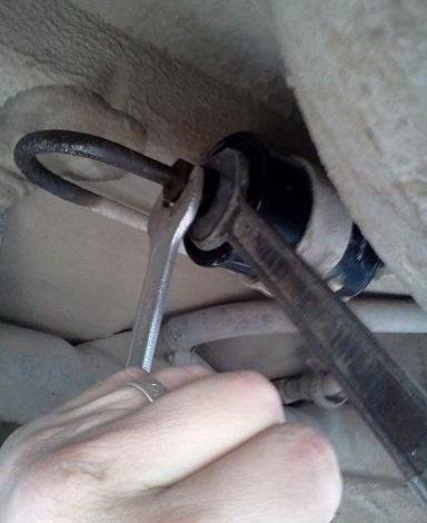 Как заменить топливный фильтр от инжектора на ВАЗ 2114: фото и видео