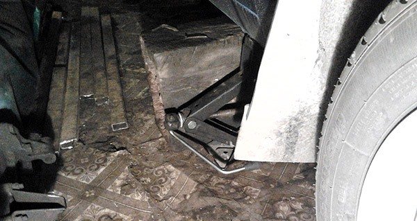 Как самостоятельно провести замену масла в КПП ВАЗ 2181 Lada Granta