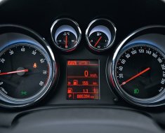 Как выглядит панель приборов Opel Astra H и других моделях, как ее самому снять и поменять? Как выглядит панель приборов Opel Astra H и других моделях, как ее самому снять и поменять?