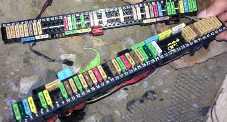 Блок предохранителей BMW E39: схема, расположение и способы замены