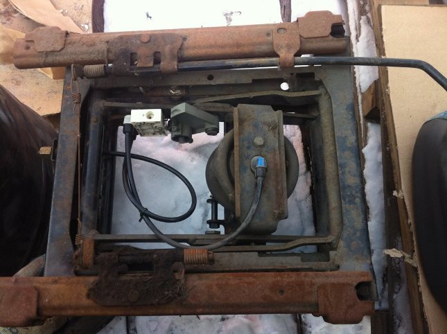 Конструктивные особенности водительских и пассажирских сидений автомобиля МАЗ