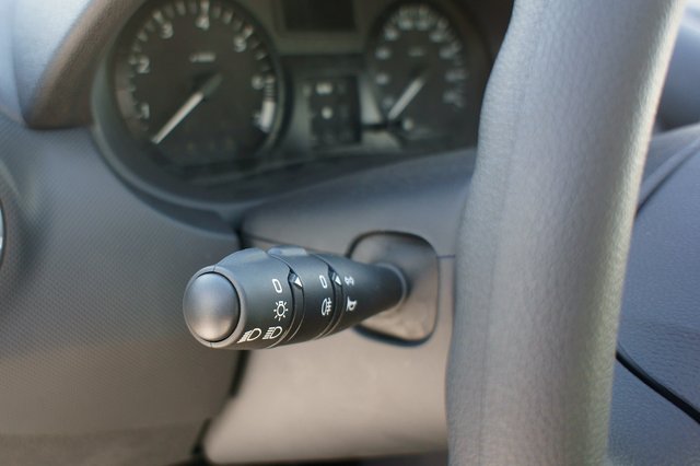 Честный обзор Lada Largus. Преимущества и недостатки французского родственника