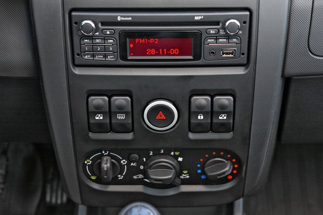 Честный обзор Lada Largus. Преимущества и недостатки французского родственника