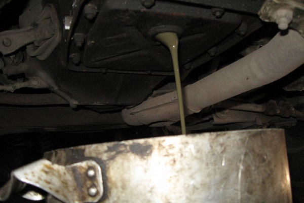 Меняем масло на ВАЗ 2101 самостоятельно Меняем масло на ВАЗ 2101 самостоятельно