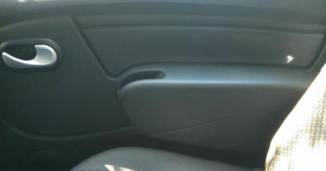 Установка удобных задних ручек на Ладу Largus Установка удобных задних ручек на Ладу Largus