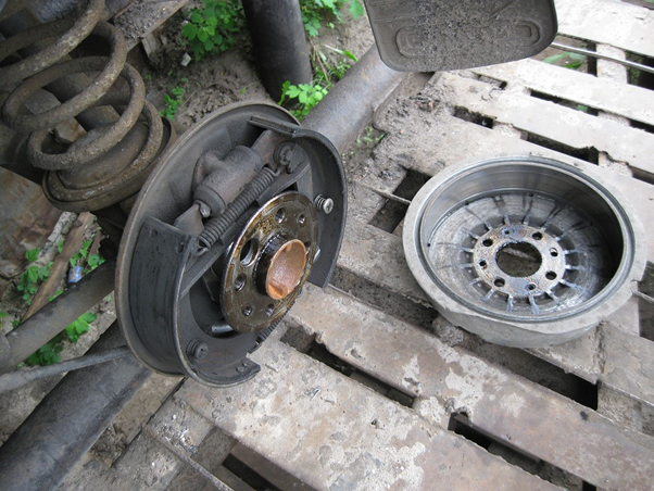 Ремонт тормозов на автомобилях ВАЗ Ремонт тормозов на автомобилях ВАЗ