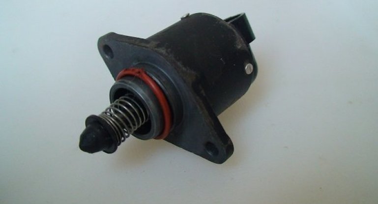 Датчик холостого хода ВАЗ 2112 – замена без специалистов