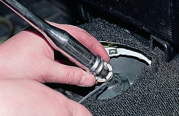 Начинающим автомобилистам: ремонт и обслуживание КПП ВАЗ 2105 Начинающим автомобилистам: ремонт и обслуживание КПП ВАЗ 2105