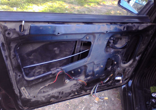 Самостоятельный монтаж евро ручек на ВАЗ 2115 Самостоятельный монтаж евро ручек на ВАЗ 2115