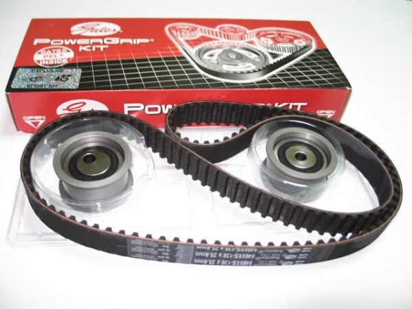 Самостоятельно меняем ремень ГРМ на ВАЗ 2108 в гаражных условиях Самостоятельно меняем ремень ГРМ на ВАЗ 2108 в гаражных условиях