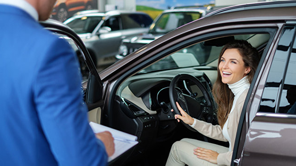 Когда лучше покупать новый автомобиль или авто с пробегом