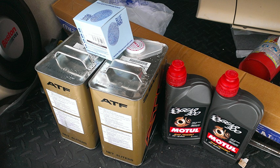 Когда менять масло в автоматической коробке передач