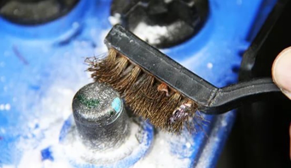 Как зарядить аккумулятор автомобиля зарядным устройством: порядок правильной зарядки АКБ