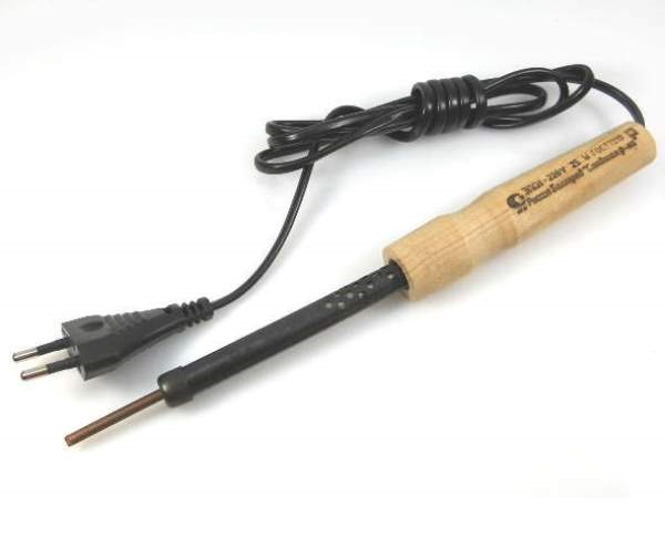 Что такое АУКС (AUX) кабель для автомагнитолы, как сделать вход и подключить через прикуриватель?