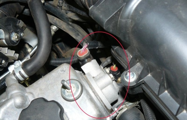 Регулятор детонации и датчик фаз ВАЗ 2114 8 клапанов и 2115: признаки неисправности, как проверить