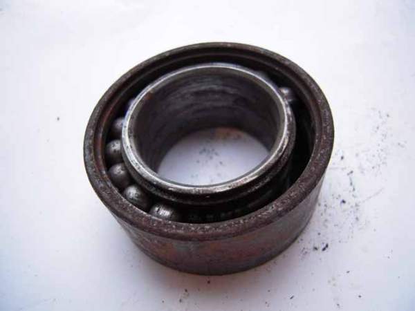 Ремонт радиатора и компрессора кондиционера Ford Focus 1, 2 и 3: заправка и чистка, замена ремня Ремонт радиатора и компрессора кондиционера Ford Focus 1, 2 и 3: заправка и чистка, замена ремня