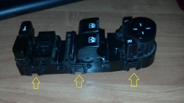 Как снять модуль и блок управления стеклоподъемниками на 2 и 4 стекла: как снять панель, ремонт