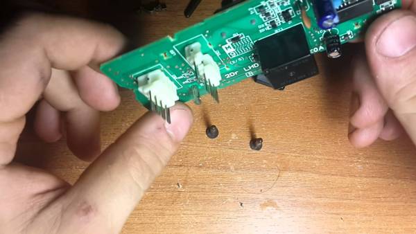 Как снять модуль и блок управления стеклоподъемниками на 2 и 4 стекла: как снять панель, ремонт